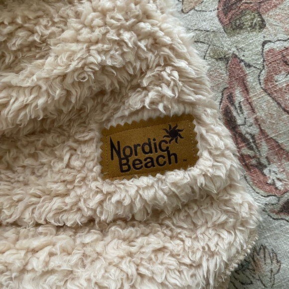 Cream Teddy Oversized Jacket - Picture 5 of 5